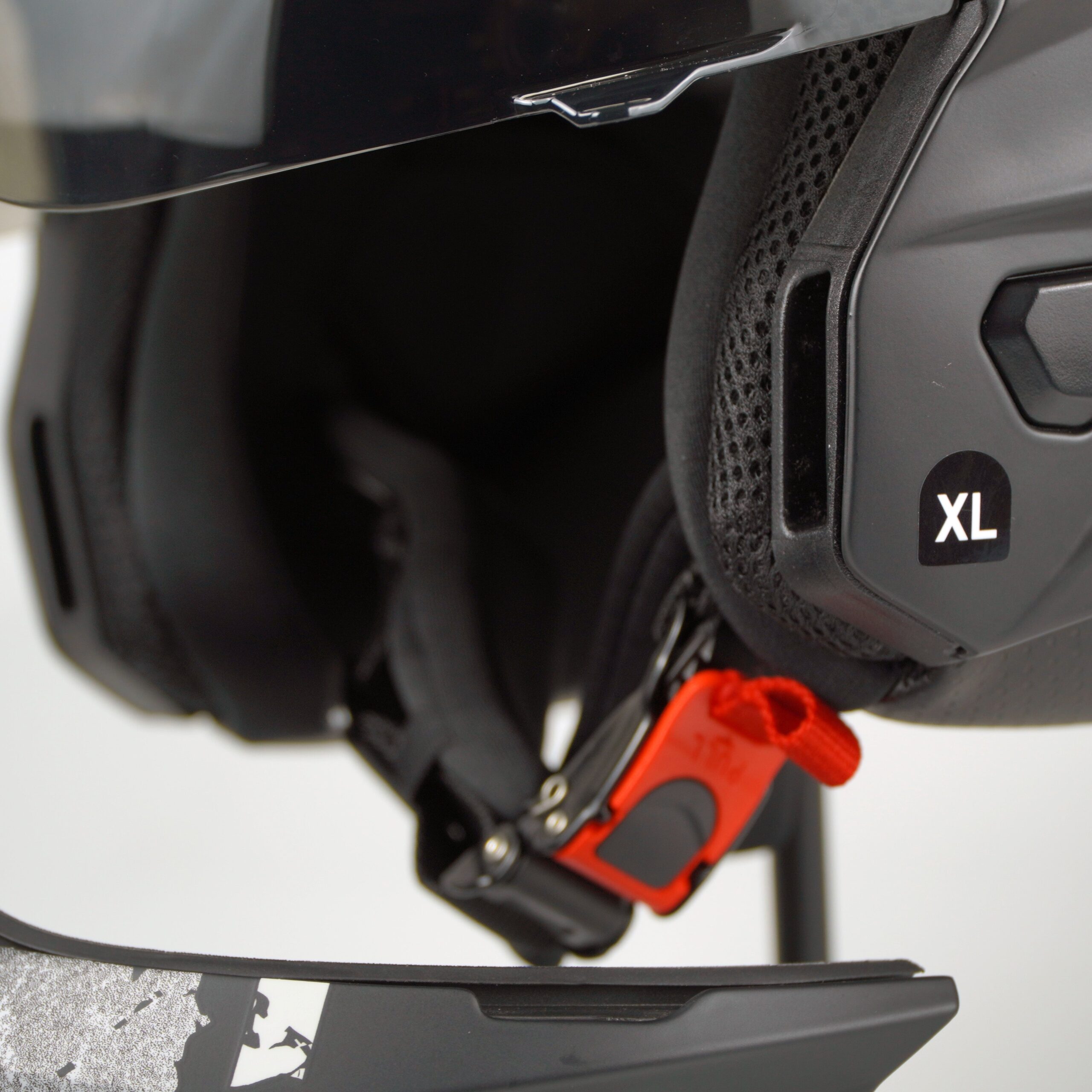 Scorpion Helmet Exo-Combat II (Lord Matte Black/Silver) - Image 15