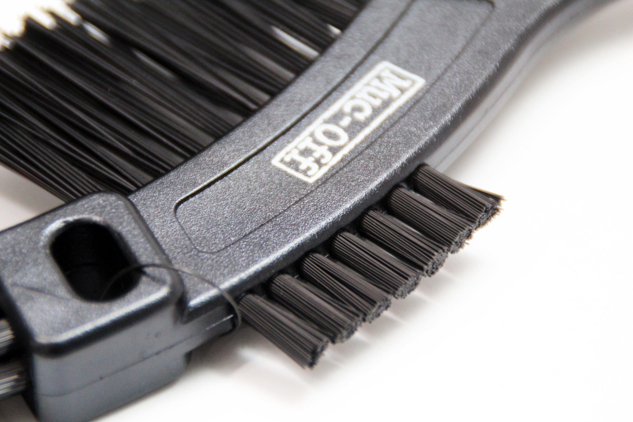 Muc Off Claw Brush - Image 4